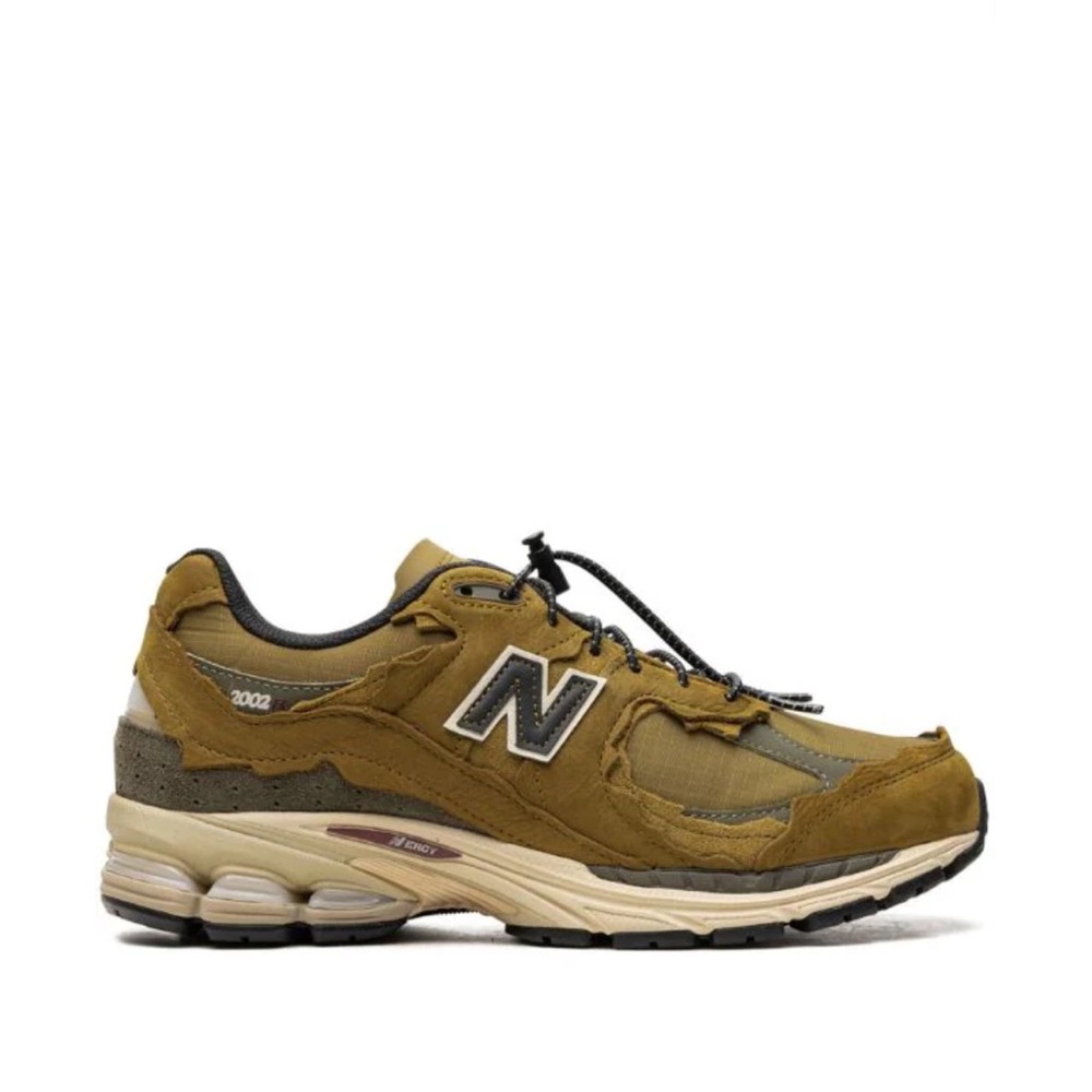 New Balance 2002R